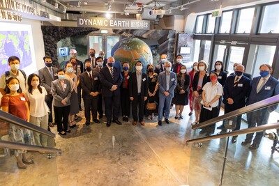 An opening ceremony took place at HKU Stephen Hui Geological Museum yesterday with the attendance of various consuls general in Hong Kong and other friends of the museum. 